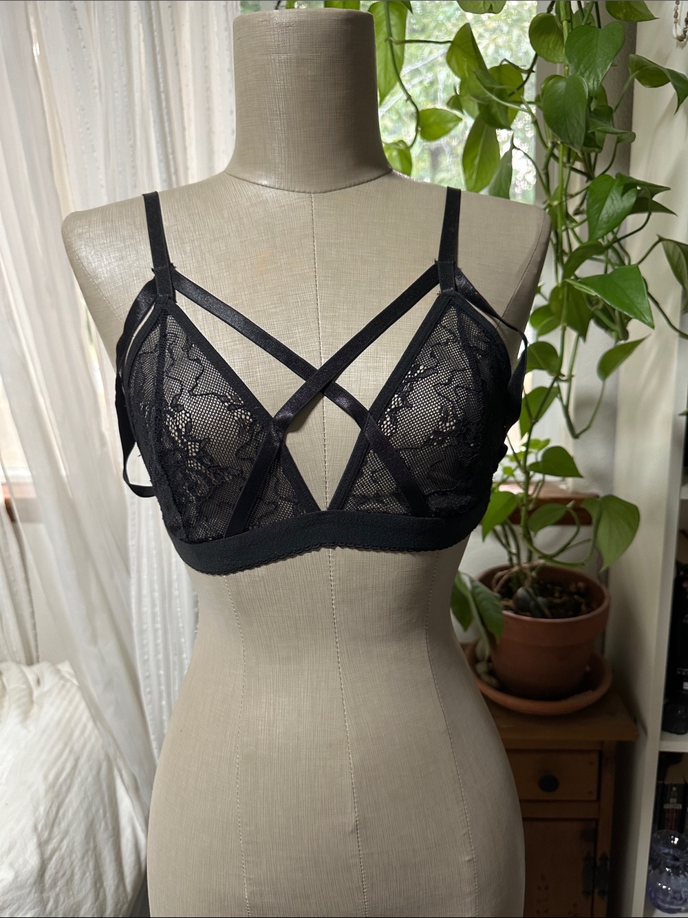 Strappy Black Lace Bralette - Sheer Lace & Crisscross Detail